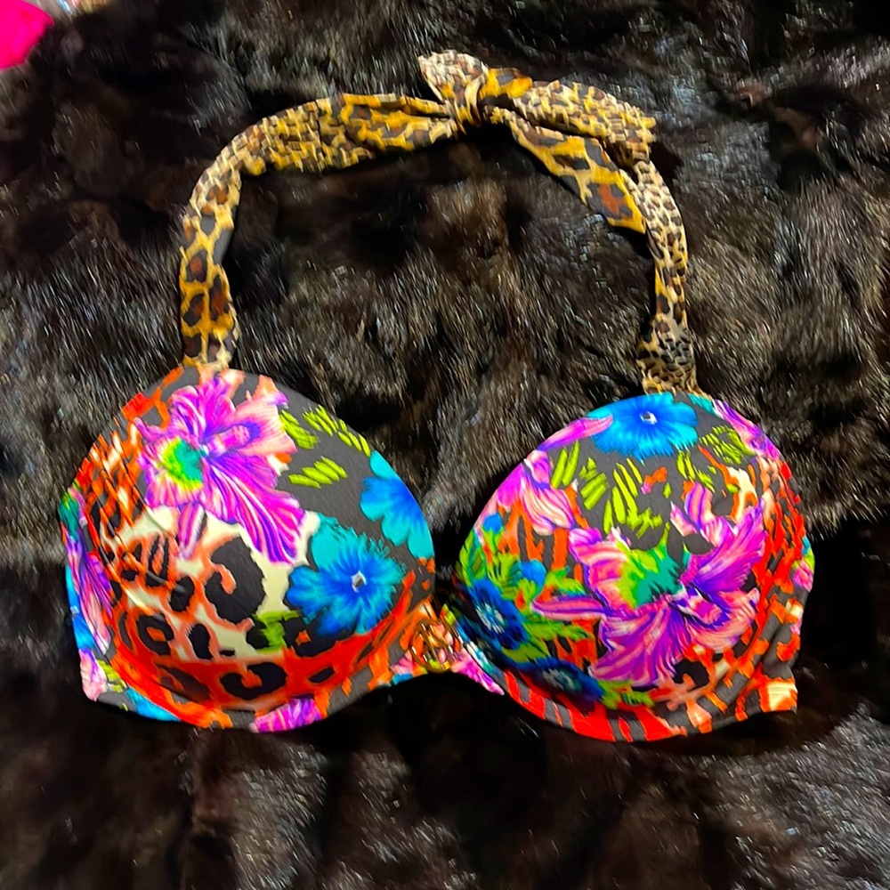 Victoria Secret Swim Suit Top